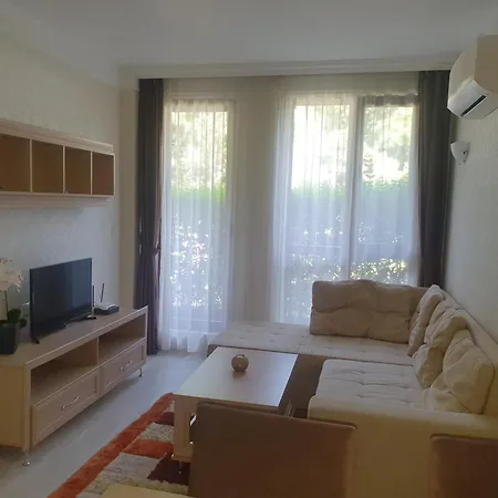 Lägenhetshotell Harmony 11 Grand Slăntjev Brjag